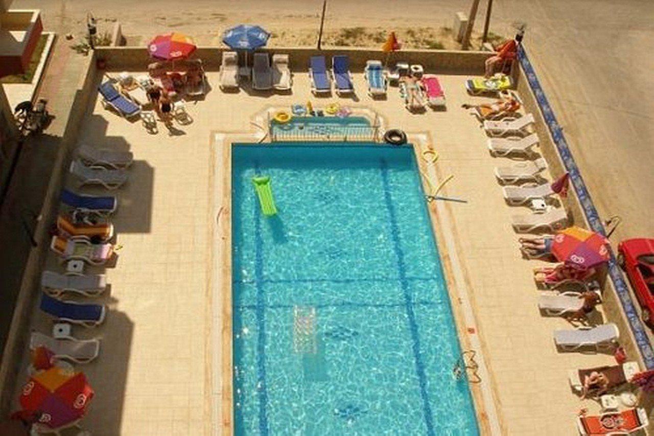 Altinbas Apart Hotel Kusadasi Bagian luar foto