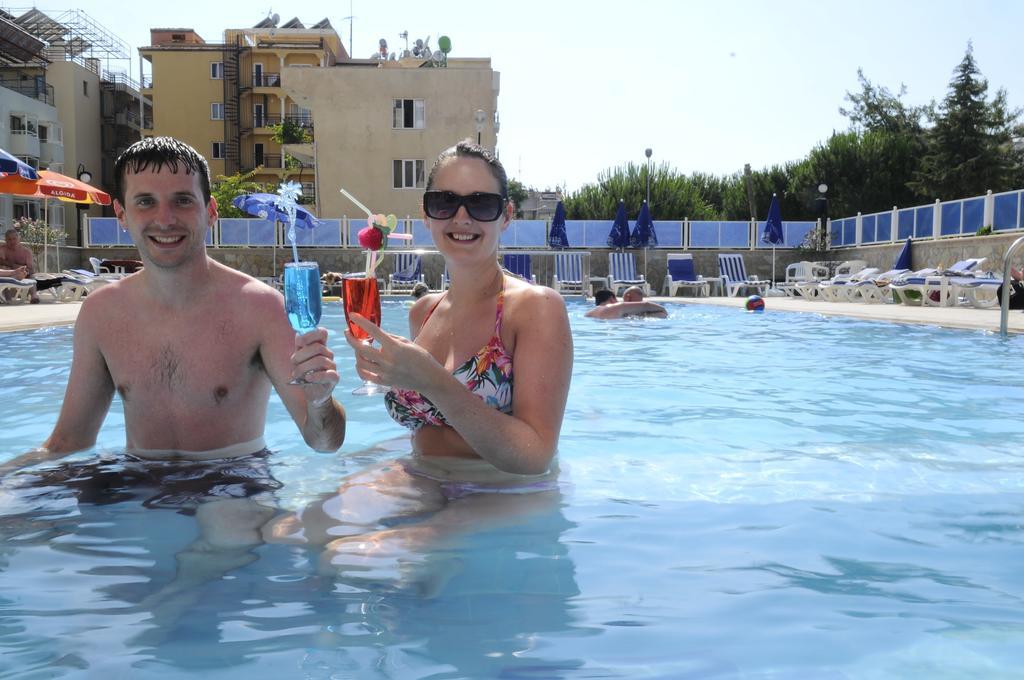 Altinbas Apart Hotel Kusadasi Ruang foto